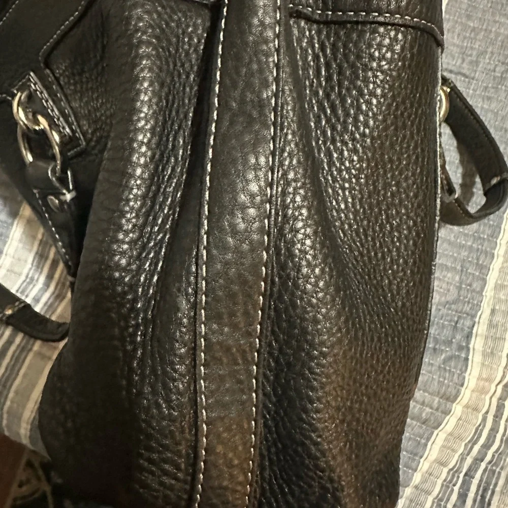 Coach Black Leather Shoulder Bag - Picture 5 of 7